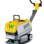 WACKER NEUSON APU 2840e – Piastra vibrante a batteria reversibile con 180 kg