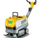 WACKER NEUSON APU 2850e – Piastra vibrante a batteria reversibile con 183 kg